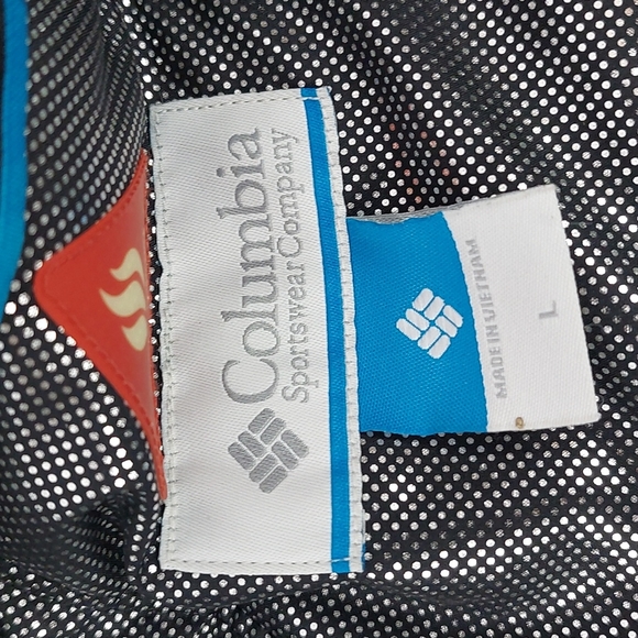 Woman's Columbia jacket - Picture 9 of 14